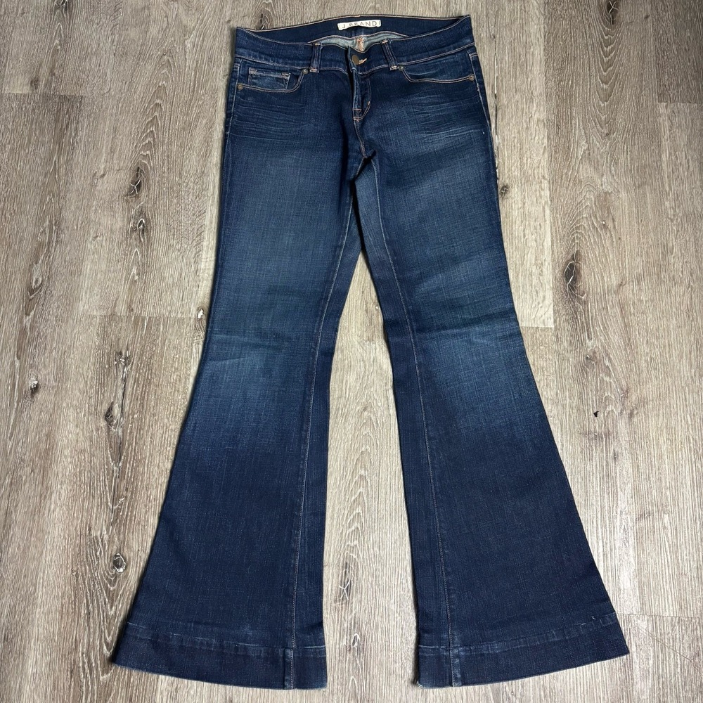 J BRAND Love Story Flare Jeans Size 29 (30) Low Rise DKV 72201 Stretch‎ *Flaw